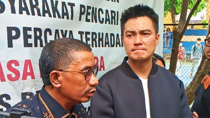 BANTAH KDRT - Baim Wong bantah lakukan KDRT kepada Paula Verhoeven selama menikah. Ia menuding Paula mengeluarkan bukti KDRT dalam bentuk video di dalam persidangan hanya manipulatif untuk hak asuh anaknya.