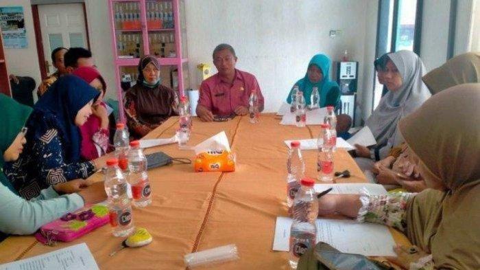 Mediasi yang dilaksanakan usai insiden siswi dibotaki di SMPN 1 Sukodadi, Lamongan, Jawa Timur.