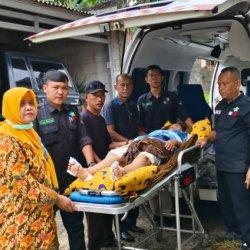 Indah Agustiyani (28) korban perampasan motor di Underpass Cibitung dirujuk ke RSUD Bekasi