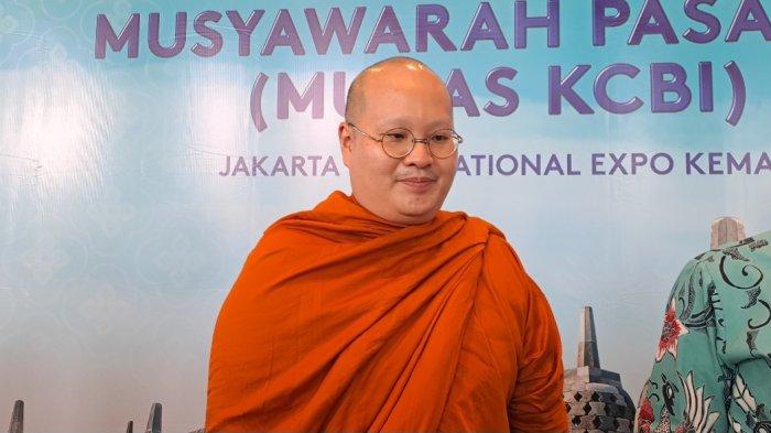 Ketua Umum KCBI, Yang Mulia Bhikku Dhammavuddho Thera.