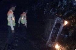 Kondisi Toyota Avanza di JPL 128 (tanpa palang pintu) KM 46+4/5, Kampung Salimah, RT 04/RW 01, Desa Gintung Cilejet, Kecamatan Parungpanjang, Kabupaten Bogor, pada Jumat (5/4/2024).
