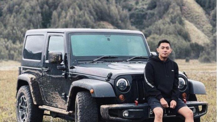 Mobil Rubicon kesayangan Mario Dandy laku Rp 725 juta saat lelang.