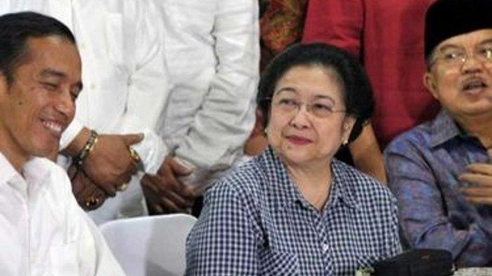 Ketua Umum PDIP Megawati Soekarnoputri bersama Jokowi saat masih harmonis.