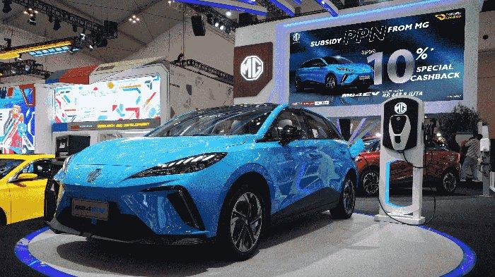 Morris Garage (MG) berikan penawaran eksklusif special cashback senilai hingga Rp 70 juta untuk pembelian unit mobil listrik MG4 EV.