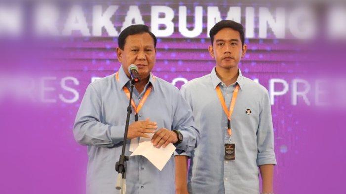 Prabowo Subianto dan Gibran Rakabuming Raka, memulai kampanye dengan cara pragmatis, bagi-bagi susu dan makan siang gratis kepada warga Jakarta.