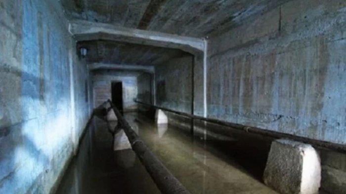 Ruang bawah tanah Lawang Sewu di Semarang ditutup pada tahun 2016 karena banyak wisatawan yang pingsan
