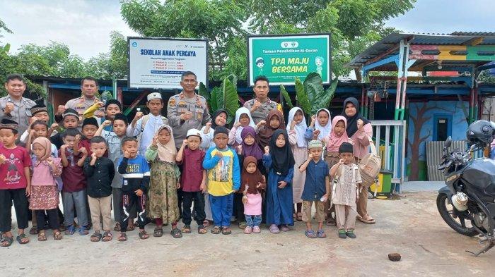 Suasana Sekolah Maju Bersama yang dibangun Aiptu Agus Riyanto.