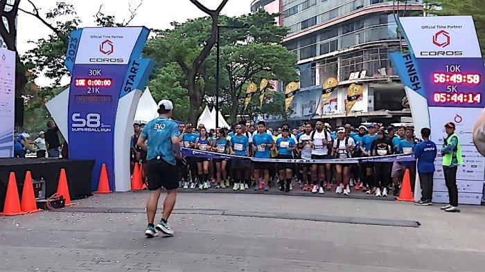 Perhelatan Super Ball Run 2023, mulai digelar di Epicentrum Rasuna Said, Setiabudi, Jakarta Selatan, Minggu (10/12/2023).
