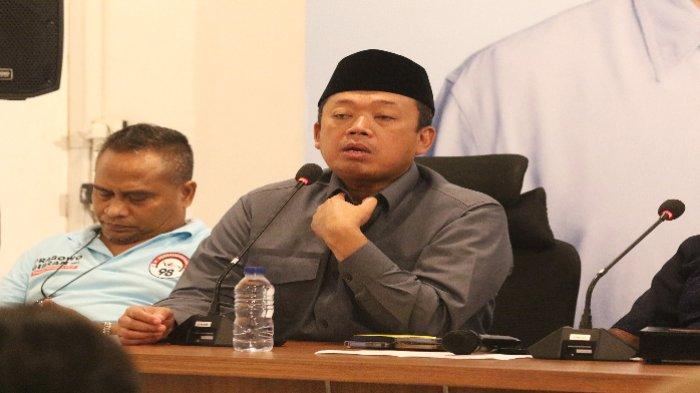 Sekretaris Tim Kampanye Nasional (TKN) Prabowo Gibran, Nusron Wahid (kanan).