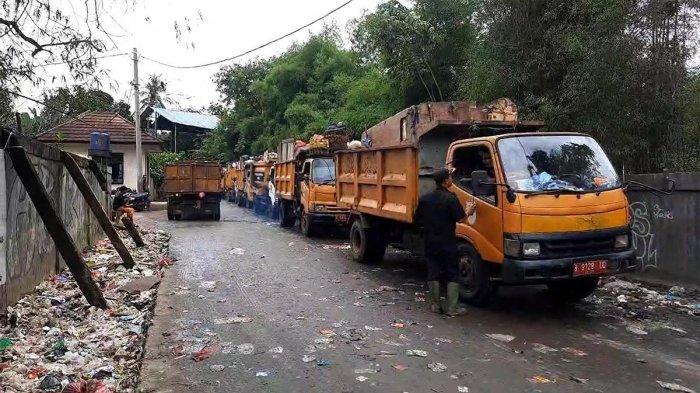 Ilustrasi truk sampah yang tak pernah uji KIR.