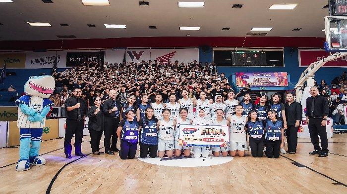 Tim basket putri SMAN 70 Jakarta berhasil melaju ke babak Final Honda DBL with Kopi Good Day DKI Jakarta Series di Indonesia Arena pada 17 November mendatang. Tim basket putri SMAN 70 Jakarta akan menantang tim basket putri Jubilee Jakarta.