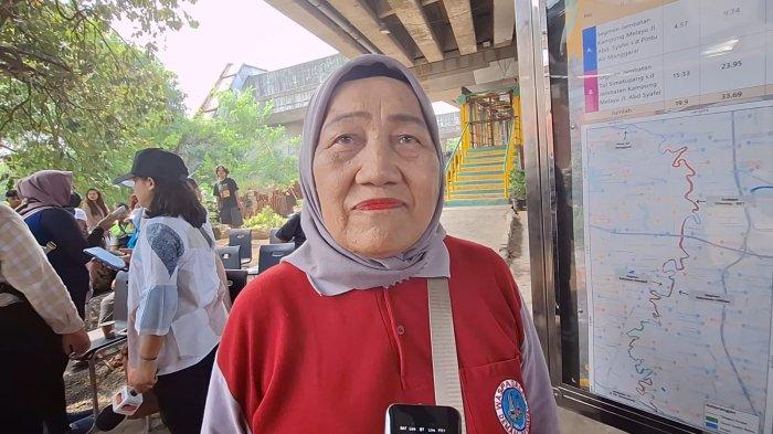 Tris, salah satu warga Rawajati, Pancoran, Jakarta Selatan yang mendapatkan ganti untung atas pembebasan lahan dari Pemprov DKI Jakarta.