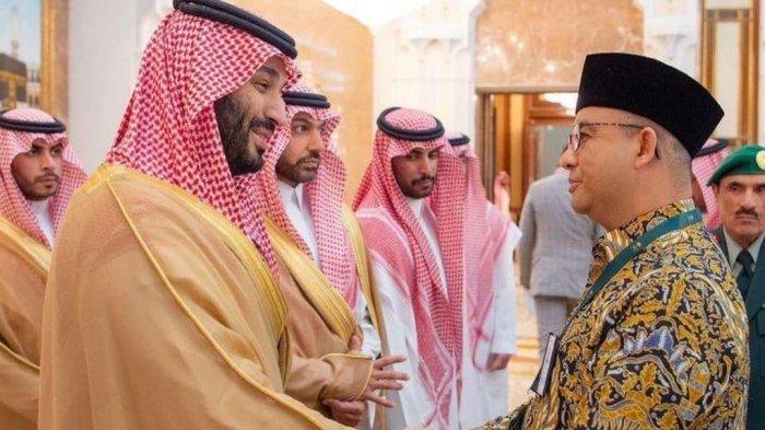Anies Baswedan ketika bertemu dengan Putra Mahkota Arab Saudi, Muhammad bin Salman al-Saud di Mina, Mekkah, Arab Saudi pada Kamis (29/6/2023).