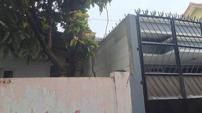 TKP ART diduga disekap oleh majikanya, di kawasan RT 15 RW 07 Grogol, Jakarta Barat.