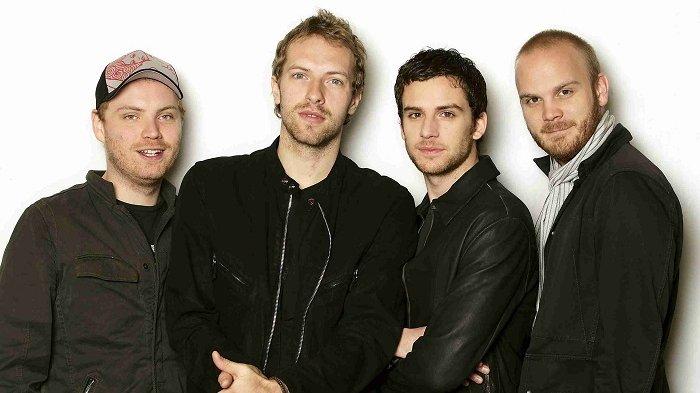 Grup band asal Inggris Coldplay patut ditiru artis lain, termasuk Indonesia, karena punya kepedulian tinggi soal lingkungan hidup.