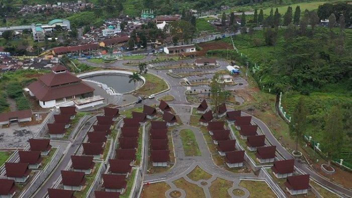 Rest Area Gunung Mas di Puncak, Kecamatan Cisarua, Kabupaten Bogor, Jawa Barat.