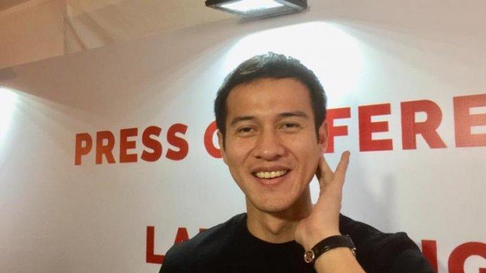 Artis Herjunot Ali dikabatrkan dekat dengan Olla Ramlan.