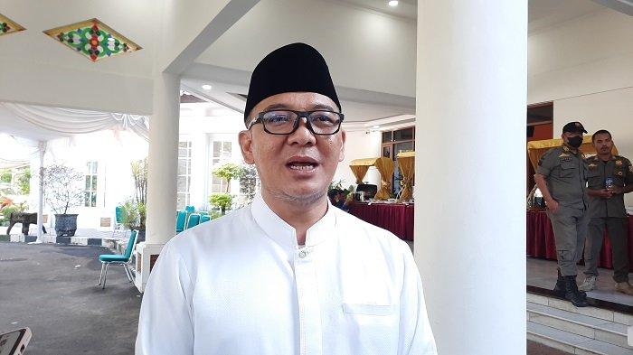 Plt Bupati Bogor Iwan Setiawan mengaku senang mendengar tausiyah yang dilakukan Habib Luthfi bin Yahya, karena bikin adem.