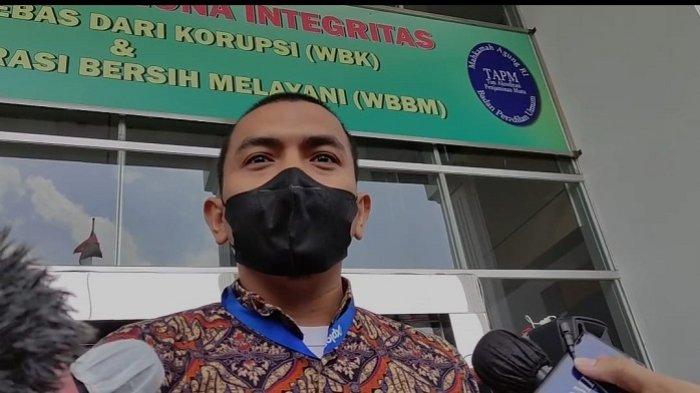 Kuasa Hukum Rizieq Shihab, Aziz Yanuar, mengajukan gugatan PTUN terkait pelarangan ibadah umrah kliennya.