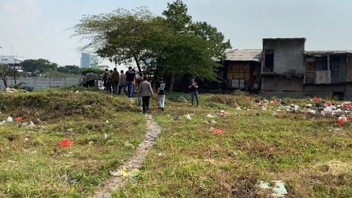 Lahan kosong PT Djarum di kawasan Kota Bambu atau biasa disebut Kampung Boncos, menjadi sarang narkoba.