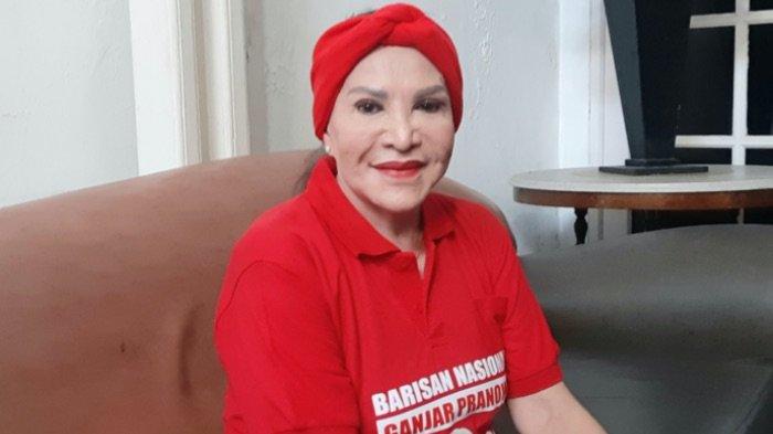 Pelawak Mpok Atiek di Slipi Petamburan, Jakarta Barat, Sabtu (13/5/2023).