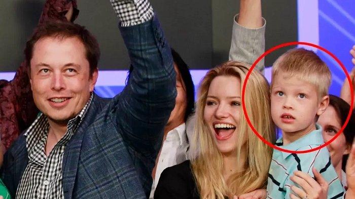 Elon Musk saat bersama Xavier ketika kecil dan mantan istrinya.