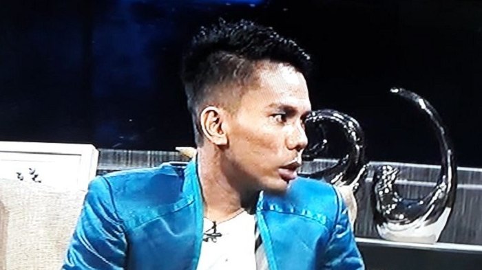 UNGKAP JATI DIRI LISA MARIANA - Eks muncikari Robby Abbas sedikit membuka jati diri Lisa Mariana.