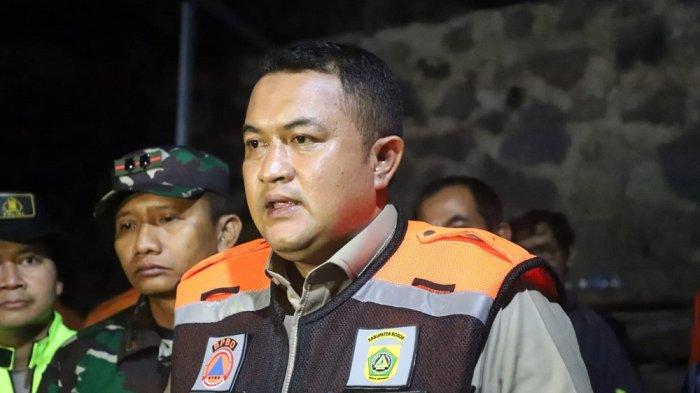 TAMBAH PJU - Bupati Bogor, Rudy Susmanto memiliki kepedulian tinggi terhadap wilayahnya, terbaru dia ingin memperbanyak lampu penerangan jalan umum.