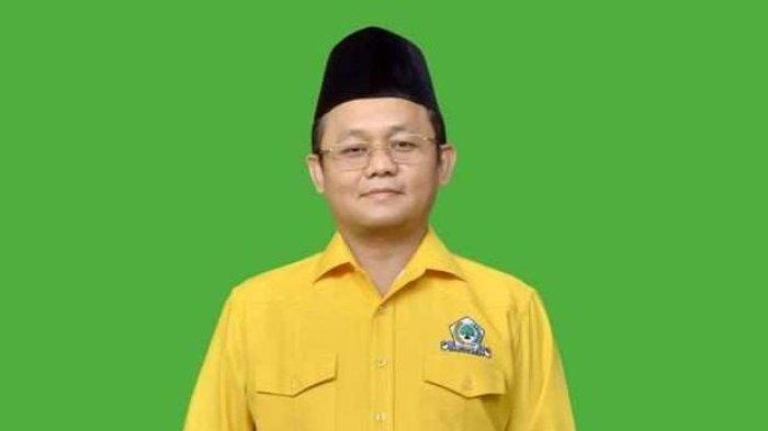 Sekjen Partai Golkar Sarmuji tak terima Bahlil masuk kategori menteri terburuk.
