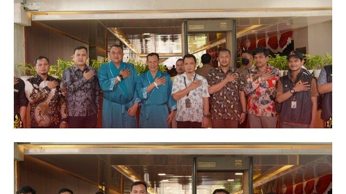 Komisi Pemilihan Umum (KPU) Kabupaten Bogor menggelar pemeriksaan kesehatan atau Medical Chek Up (MCU) bagi dua pasangan calon (paslon) Bupati dan Wakil Bupati (Wabup) Bogor di Rumah Sakit Pusat Angkatan Darat (RSPAD) Gatot Soebroto, Jakarta Pusat, pada Sabtu (31/8/2024).