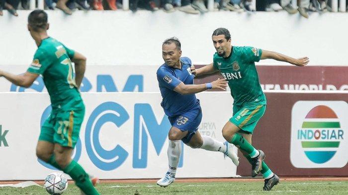 Cuplikan laga PSIS Semarang vs Bhayangkara FC dalam lanjutan laga babak perempat final Piala Presiden 2022 di Stadion Jatidiri, Semarang, Jawa Tengah pada Minggu (3/7/2022).