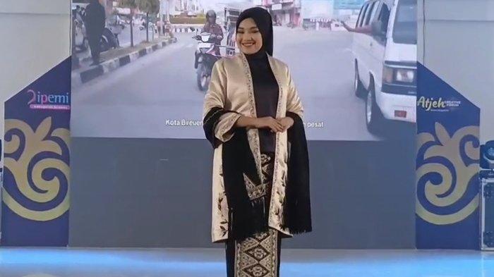 ATJEH CREATIVE FEST -  Atjeh Creative Fest 2025 hasil kolaborasi IPEMI Bireuen dan berbagai pihak, digelar Sabtu (17/5/2025) di Gedung Hj Fauziah Convention Hall, Cot Gapu, Kota Juang, Bireuen. Acara berlangsung selama dua hari dengan berbagai kegiatan menarik.