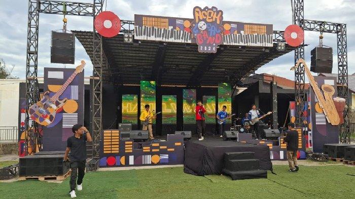 Band asal Aceh, Hailwave tampil di hari pertama gelaran Aceh Local Band di Taman Seni Budaya, Banda Aceh, Selasa (3/9/2024)