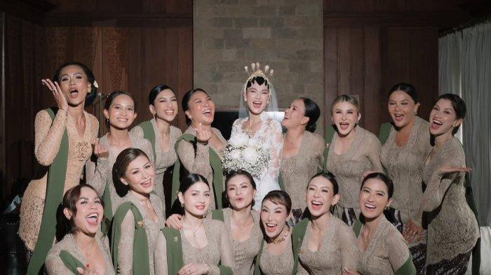 Bridesmaid Luna Maya di hari pernikahannya, Rabu (7/5/2025).