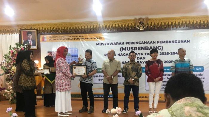 Dua Anak Usaha MDB Group Kelola CSR Terbaik
