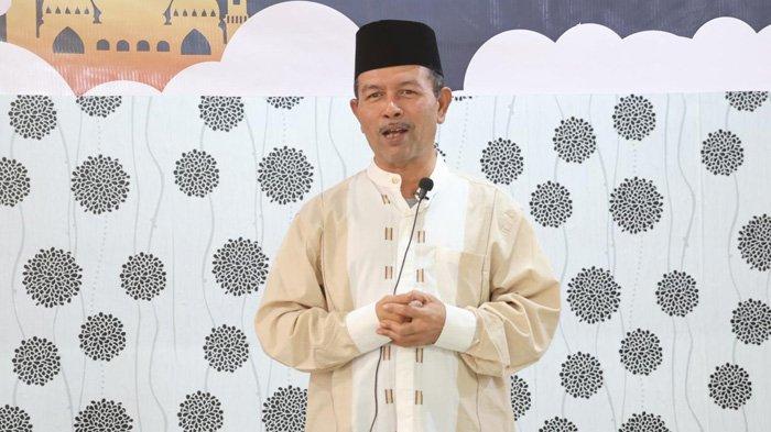 Kadis Sosial Aceh, Dr. Muslem Yacob  turut hadir mengikuti acara buka puasa bersama dengan puluhan lansia yang ada di UPTD Rumoh Sejahtera Geunaseh Sayang (RSGS) Dinsos Aceh. Selasa sore (2/4/2024)