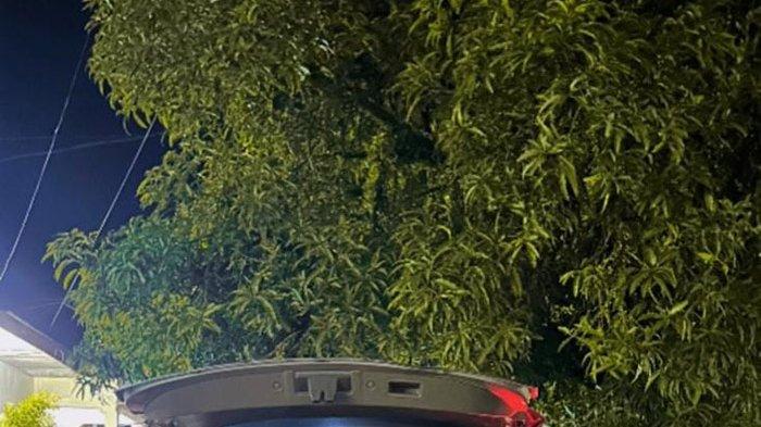 Personel Polsek Suro bersama Tim Opsnal Satreskrim Polres Aceh Singkil, mengamankan tersangka pencurian sepeda motor, Kamis (30/1/2025) malam.