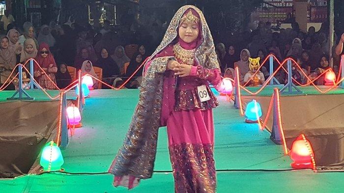 Meriahnya Lomba Fashion Show Muslim Cilik di Pidie, Diikuti 29 Peserta