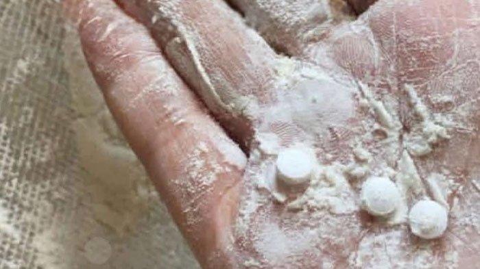Israel dituduh mencoba mencekoki warga Gaza yang lapar dengan pil narkoba yang dibungkus dalam karung tepung bantuan.