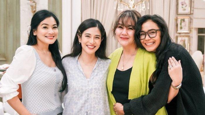 Geng AADC Reuni di Ultah Dian Sastro.