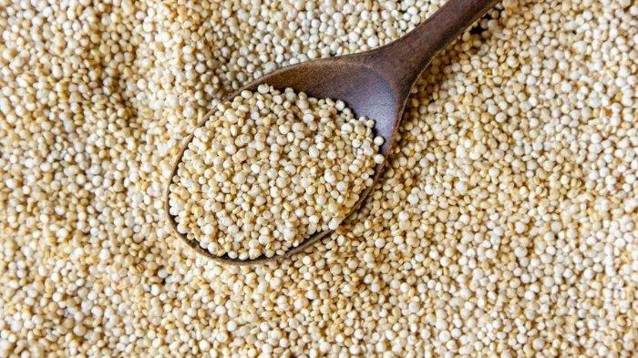 Ilustrasi quinoa, salah satu makanan kaya protein yang bagus dikonsumsi penderita diabetes (Freepik/KamranAydinov)