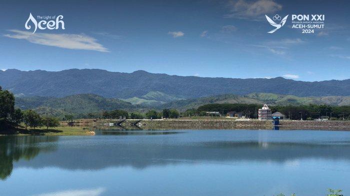 Keindahan pemandangan alam di Waduk Keuliling yang berlokasi di Desa Bak Sukon, Kecamatan Cot Glie, Aceh Besar.