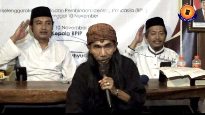 Kontroversi Abuya Mama Ghufron alias Mama Ghufron (YouTube)