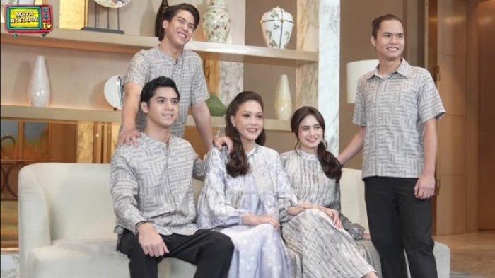 Maia Estianty baru saja menggunggah vlog di akun YouTube pribadinya dalam rangka projek photo shoot bareng keluarga.
