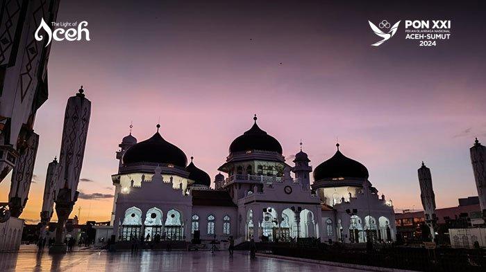 Masjid Raya Baiturrahman Banda Aceh.