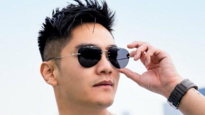 Pembawa acara sekaligus YouTuber Boy William.