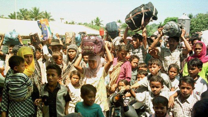 Setidaknya 5.000 warga desa Aceh Utara berkumpul di kota Pedada, 60 km dari Lhokseumawe pada 27 Mei 1999 untuk meninggalkan rumah mereka di tengah kekhawatiran militer yang memburu anggota  Gerakan Aceh Merdeka (GAM).