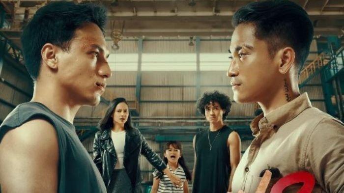 Petualangan Jefri Nichol dan Giulio Parengkuan berlanjut dalam Pertaruhan The Series Season 2. 


Artikel ini telah tayang di TribunJabar.id dengan judul Sinopsis dan Jadwal Tayang Pertaruhan The Series Season 2, Elzan dan Ical Lawan Bandar Judi, https://jabar.tribunnews.com/2023/10/30/sinopsis-dan-jadwal-tayang-pertaruhan-the-series-season-2-elzan-dan-ical-lawan-bandar-judi?page=all#goog_rewarded.
Penulis: Rheina Sukmawati | Editor: Rheina Sukmawati