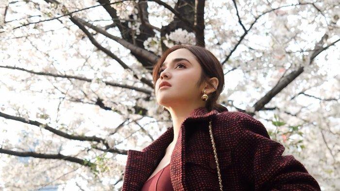 Potret Cantik Syifa Hadju di Jepang (instagram/syifahadju)
