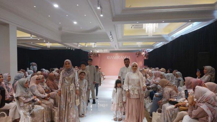 Produk Raya 2023 dari Ria Miranda diperkenalkan di Banda Aceh